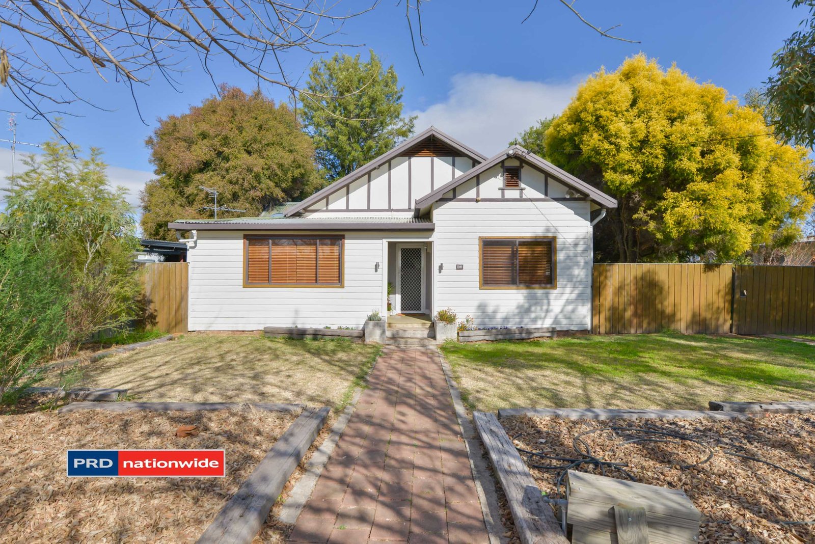 62 Henry Street QUIRINDI 2