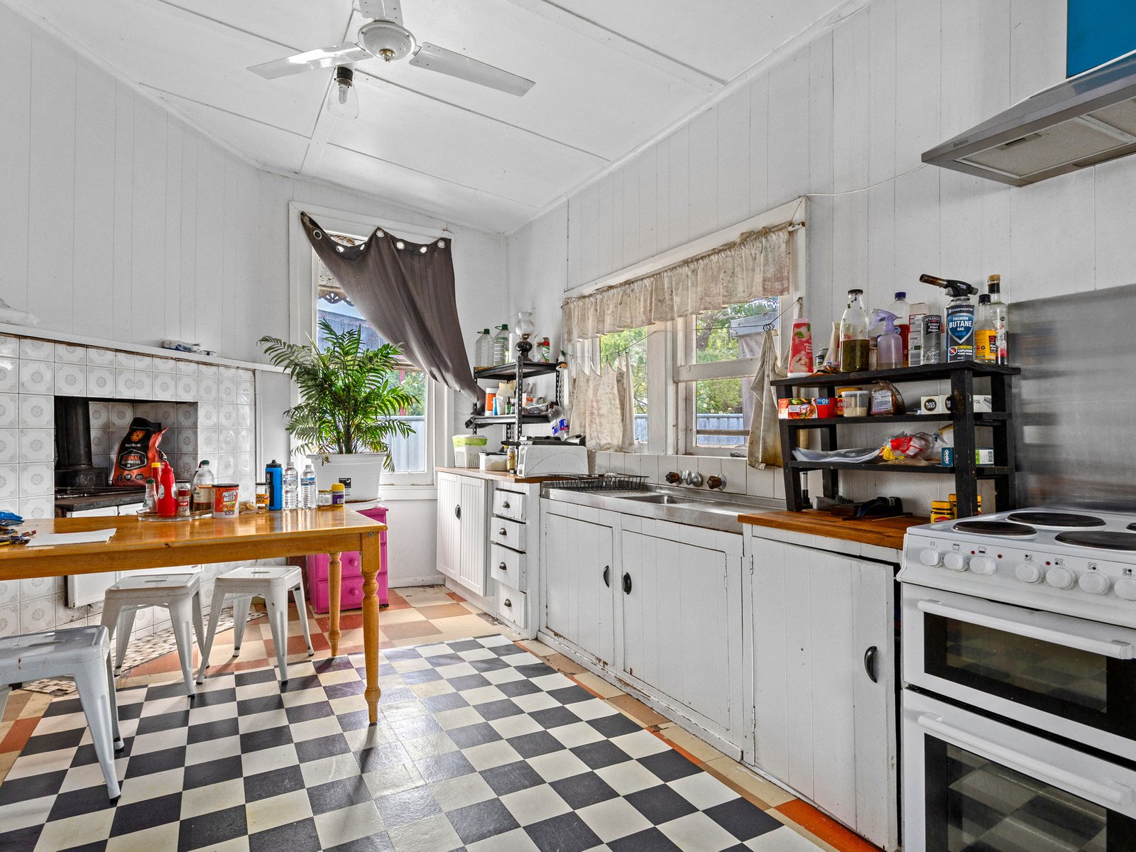 Gallery: 62 Hervey Street