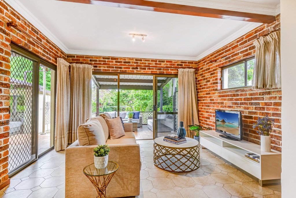 62 Hilton Avenue ROSELANDS 3