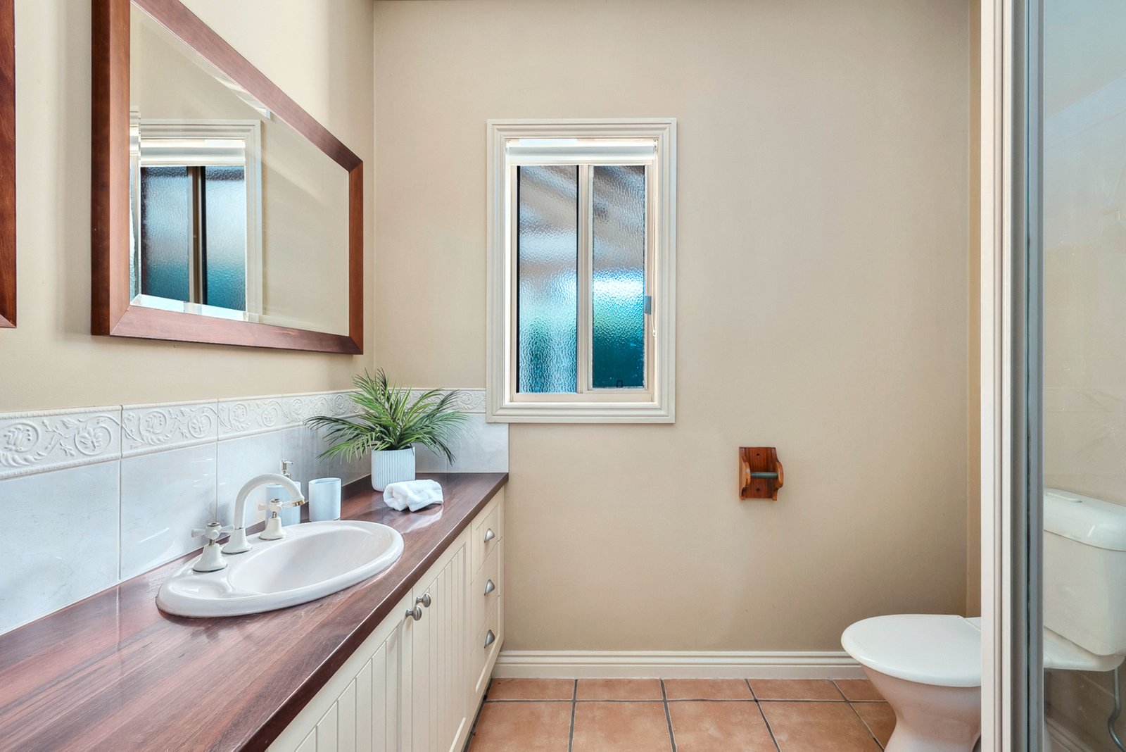 Real Estate and Property in 62 Kyneton-Springhill Road, Kyneton, VIC