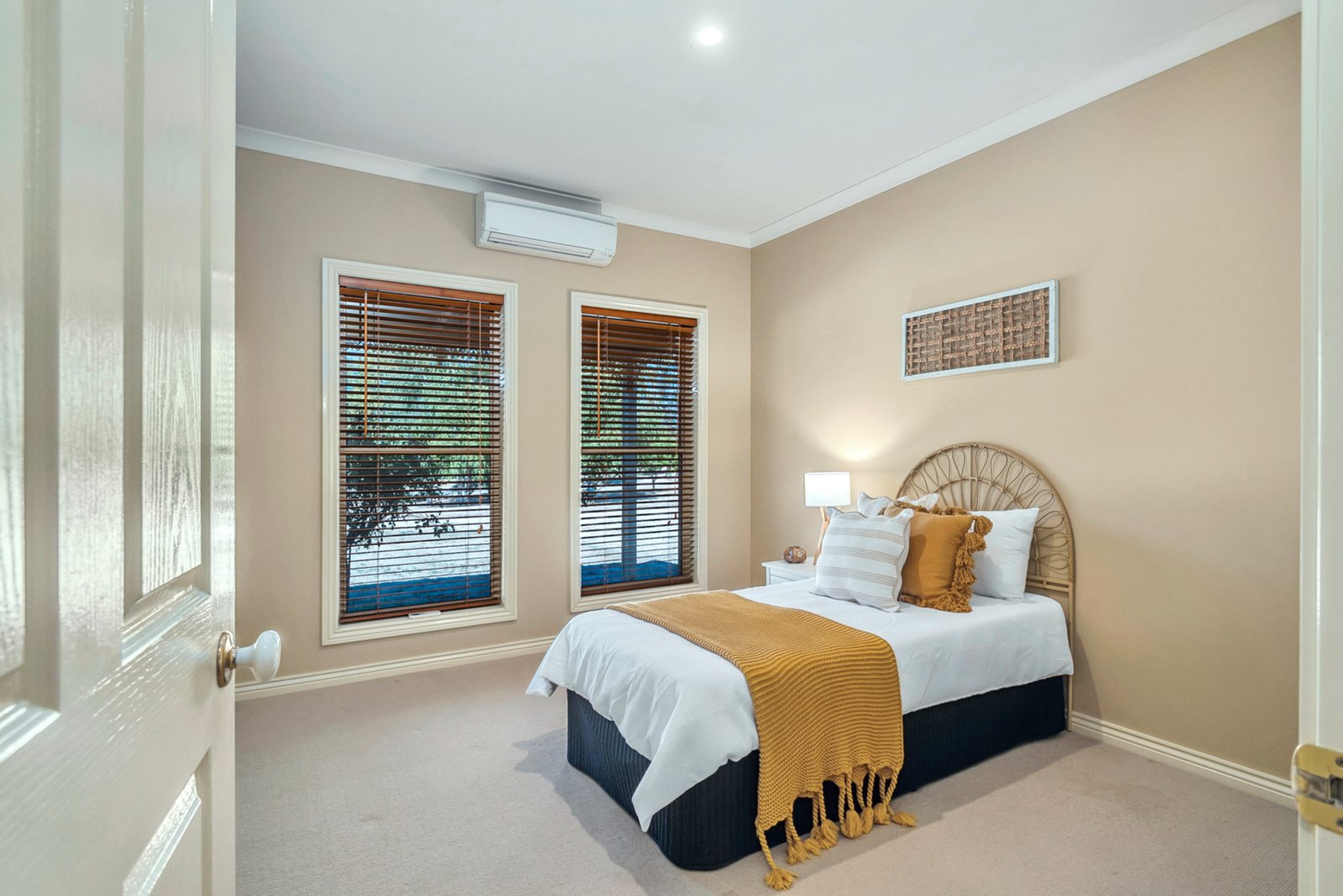 Real Estate and Property in 62 Kyneton-Springhill Road, Kyneton, VIC