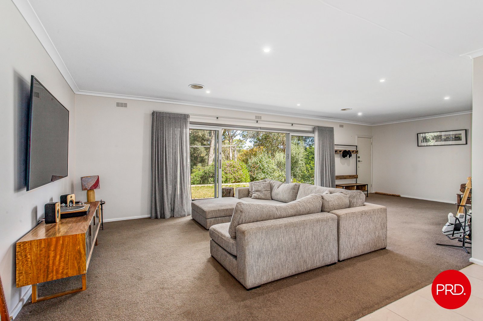 62 Lawson Street SPRING GULLY 4