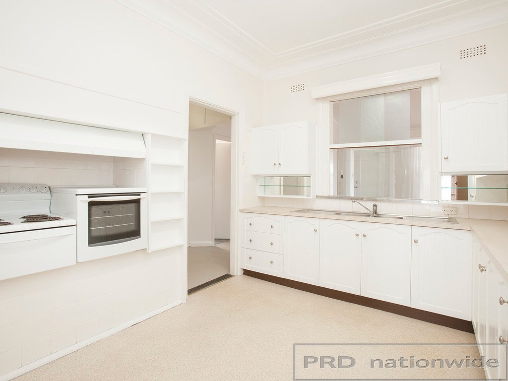 62 Lindesay Street EAST MAITLAND 9