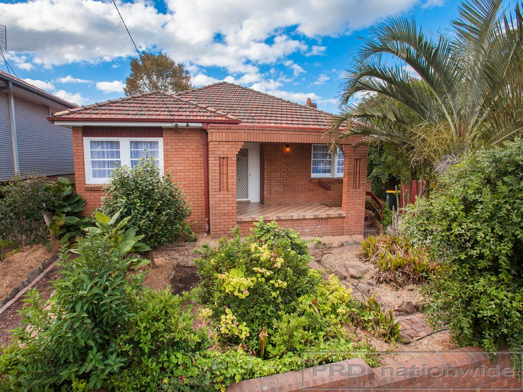 62 Lindesay Street EAST MAITLAND 16