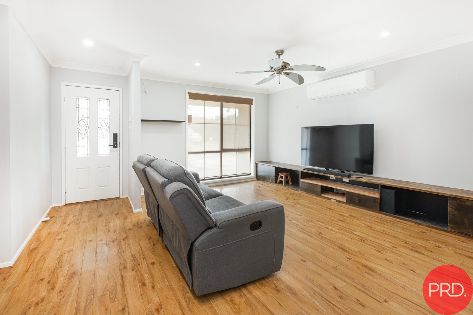 62 Lord Howe Drive ASHTONFIELD 11