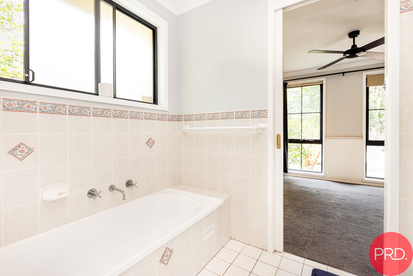 62 Lord Howe Drive ASHTONFIELD 26