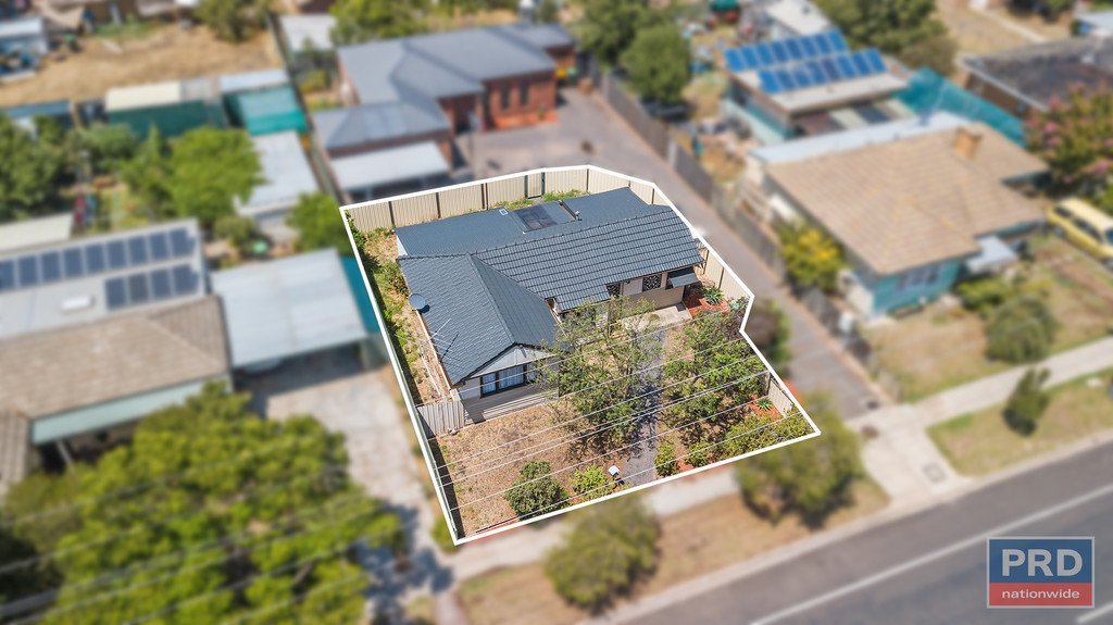 62 Nelson Street CALIFORNIA GULLY 8