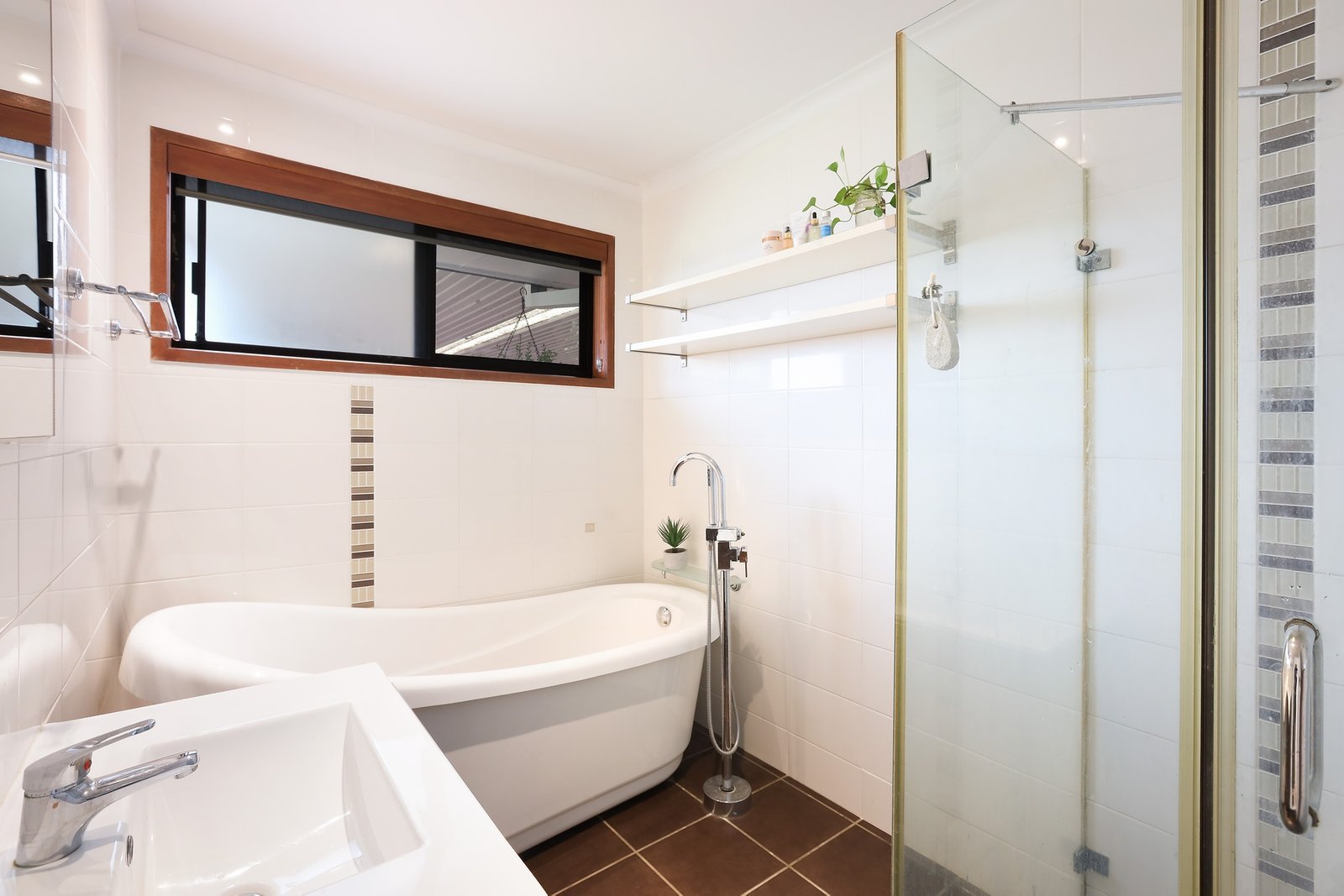 62 Numeralla Avenue ASHMORE 9