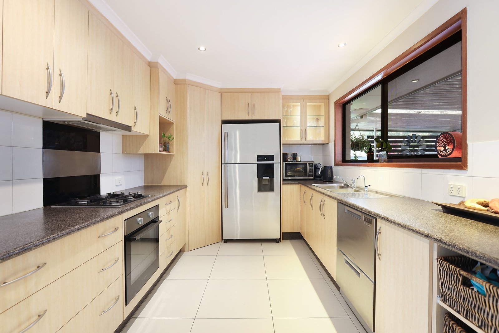 62 Numeralla Avenue ASHMORE 6