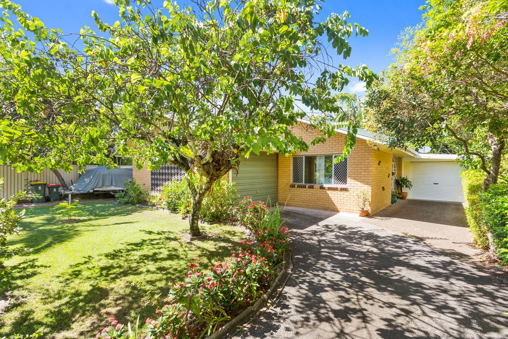 62 Poinciana Avenue BOGANGAR 2