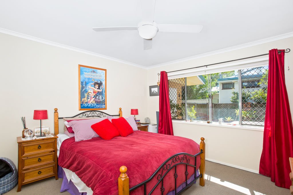 62 Poinciana Avenue BOGANGAR 7
