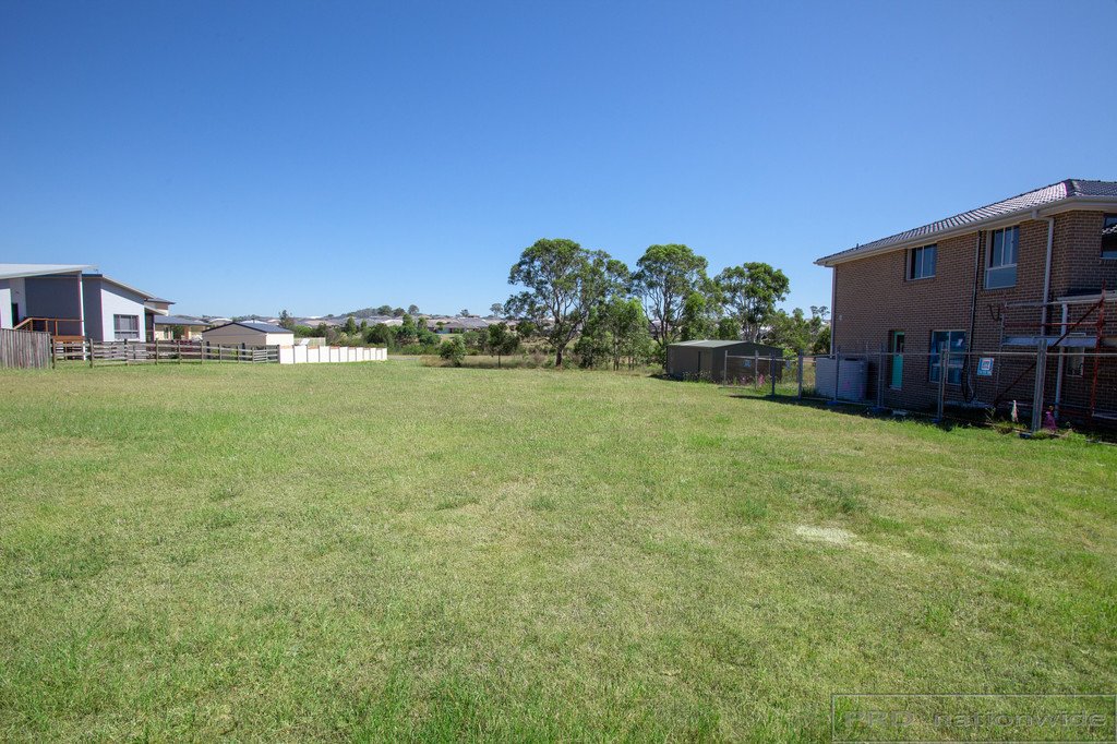 62 Redgum Circuit ABERGLASSLYN 2