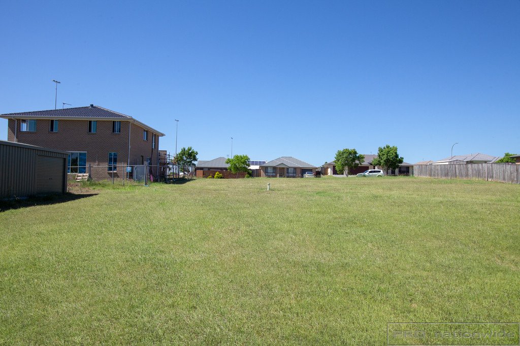 62 Redgum Circuit ABERGLASSLYN 3