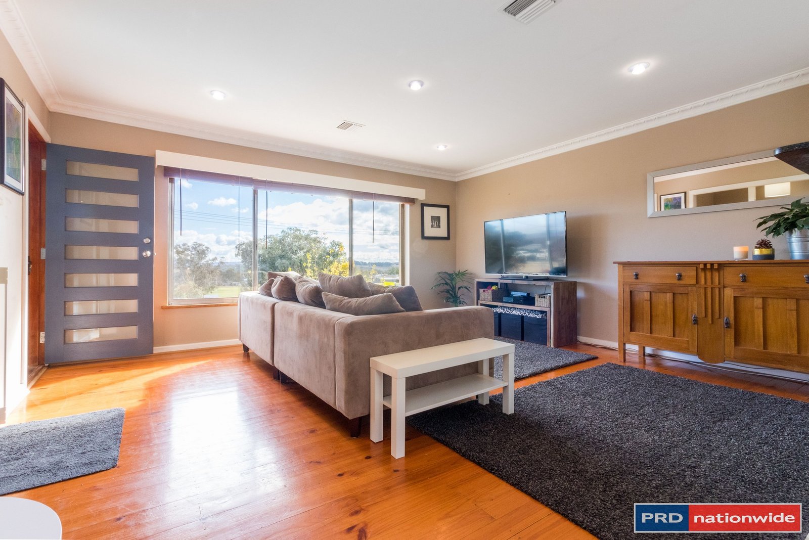 62 Richard Avenue CRESTWOOD 3