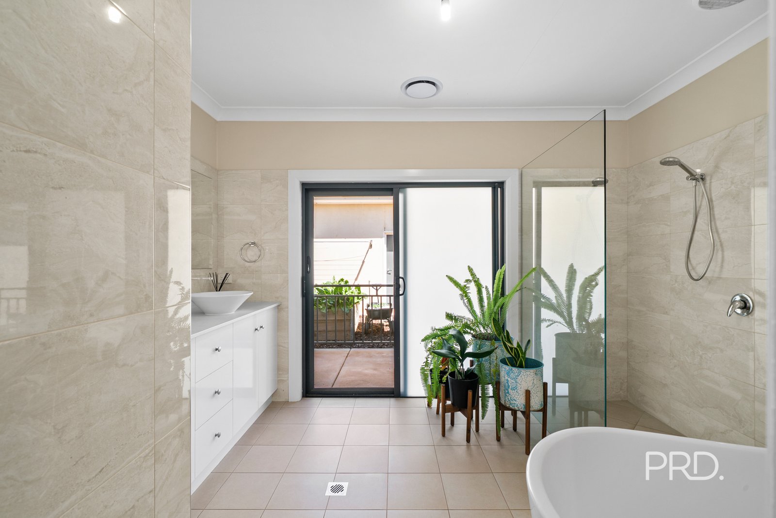 62 Riverview Drive MOORONG 17