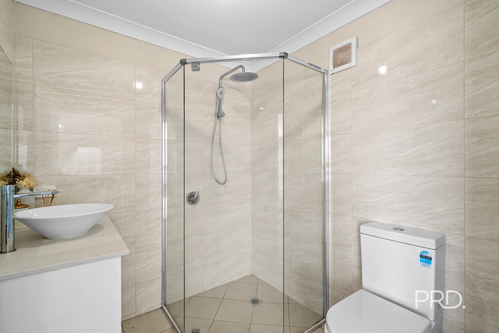 62 Riverview Drive MOORONG 22