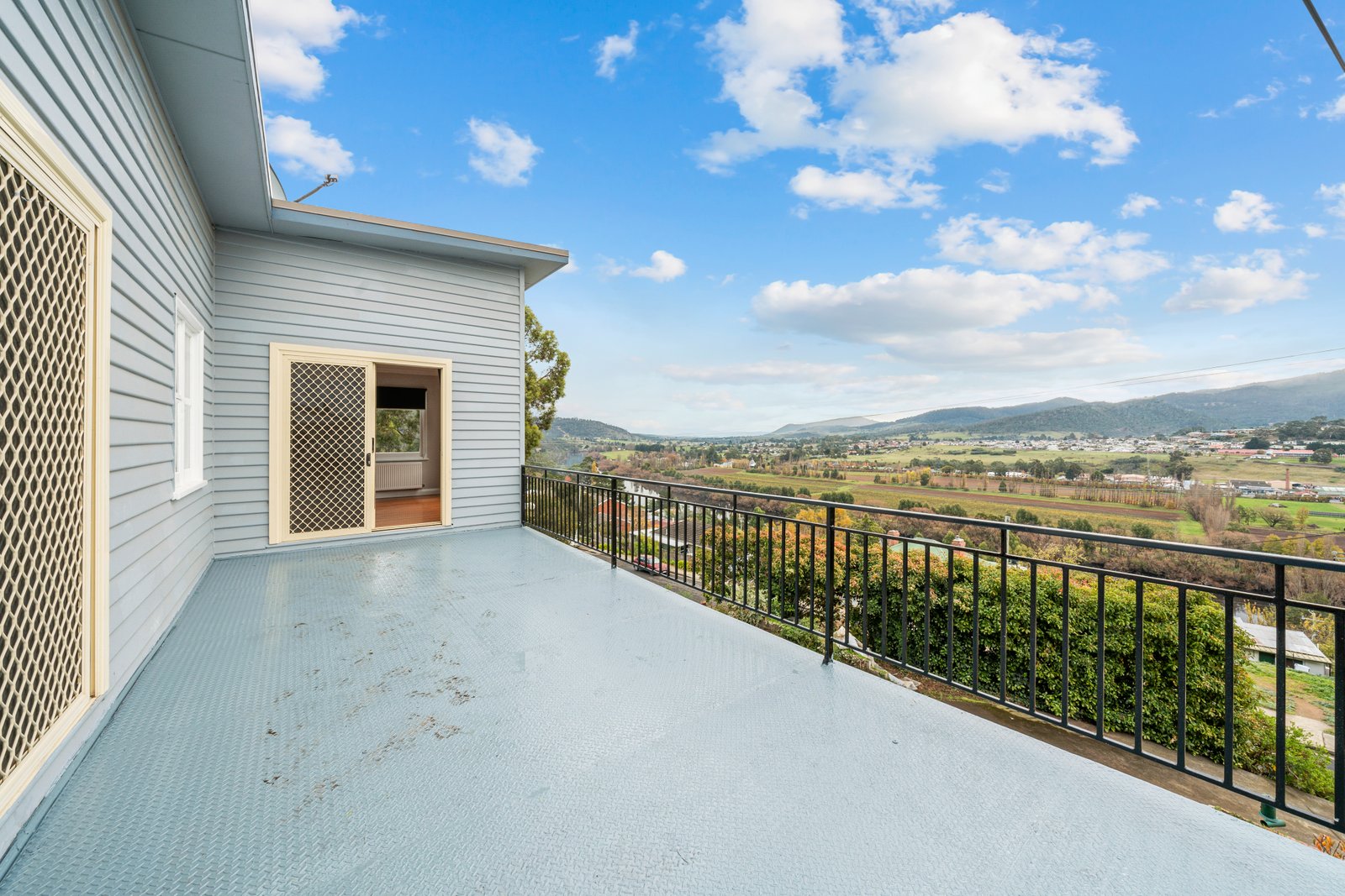 62 Sharland Avenue NEW NORFOLK 9