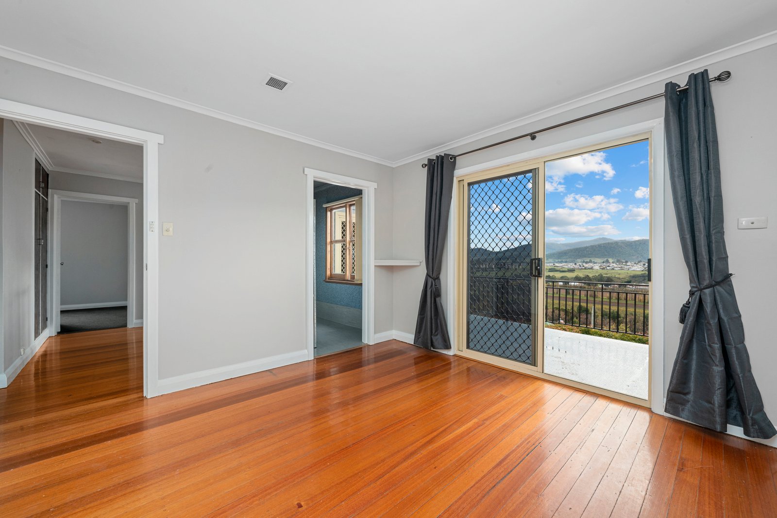 62 Sharland Avenue NEW NORFOLK 10