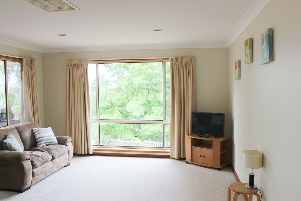 62 Simkin Crescent WAGGA WAGGA 5