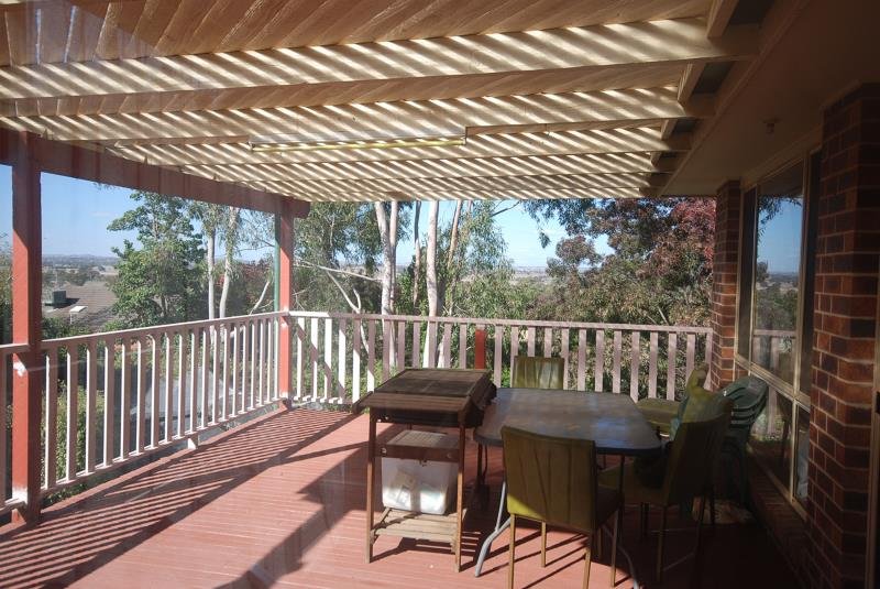 62 Simkin Crescent WAGGA WAGGA 9