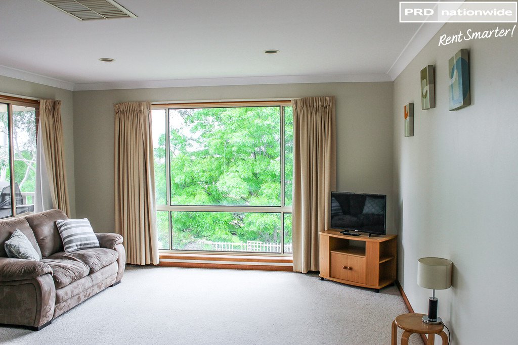 62 Simkin Crescent WAGGA WAGGA 4