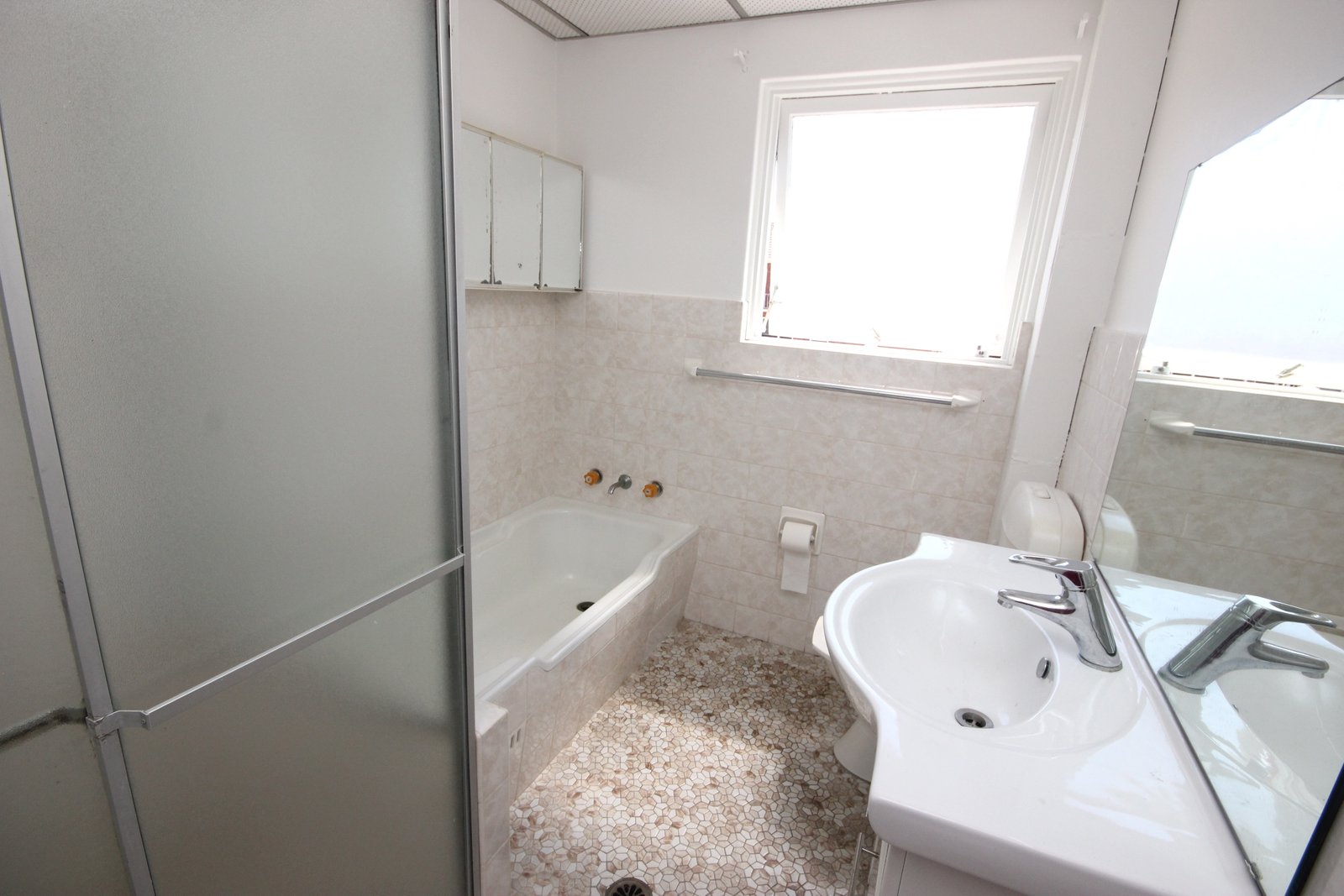 62 Solander Street MONTEREY 5