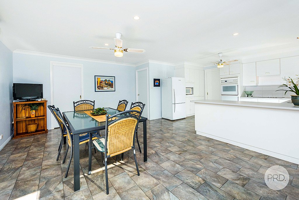 62 Spinnaker Way CORLETTE 10