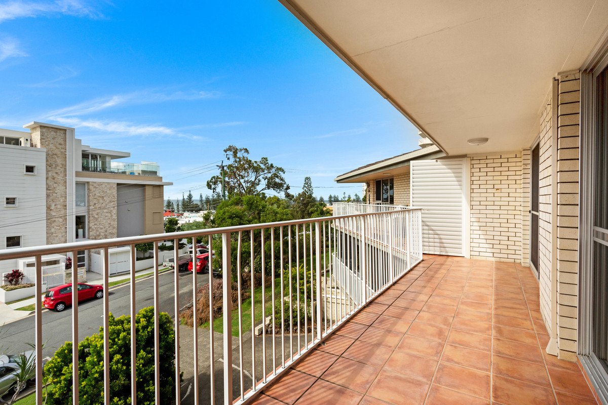 6/2 Stanley Street BURLEIGH HEADS 5