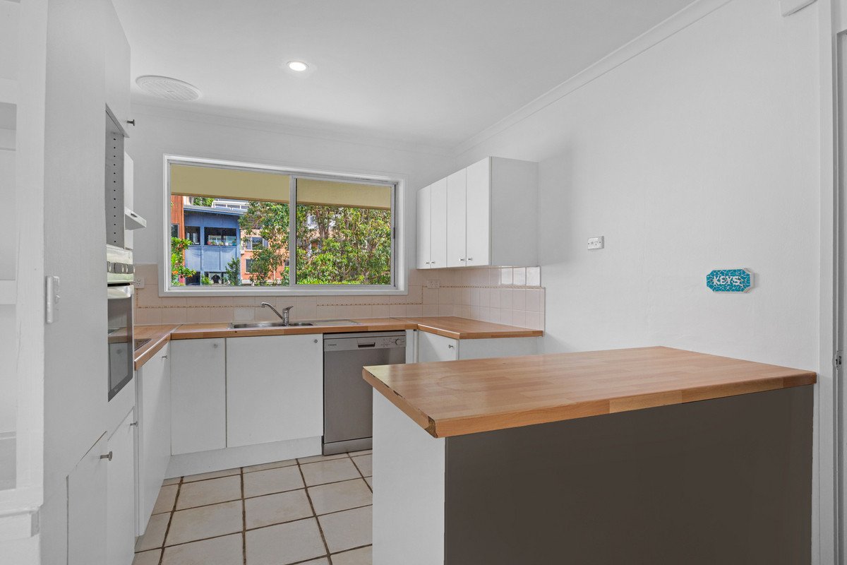 6/2 Stanley Street BURLEIGH HEADS 10