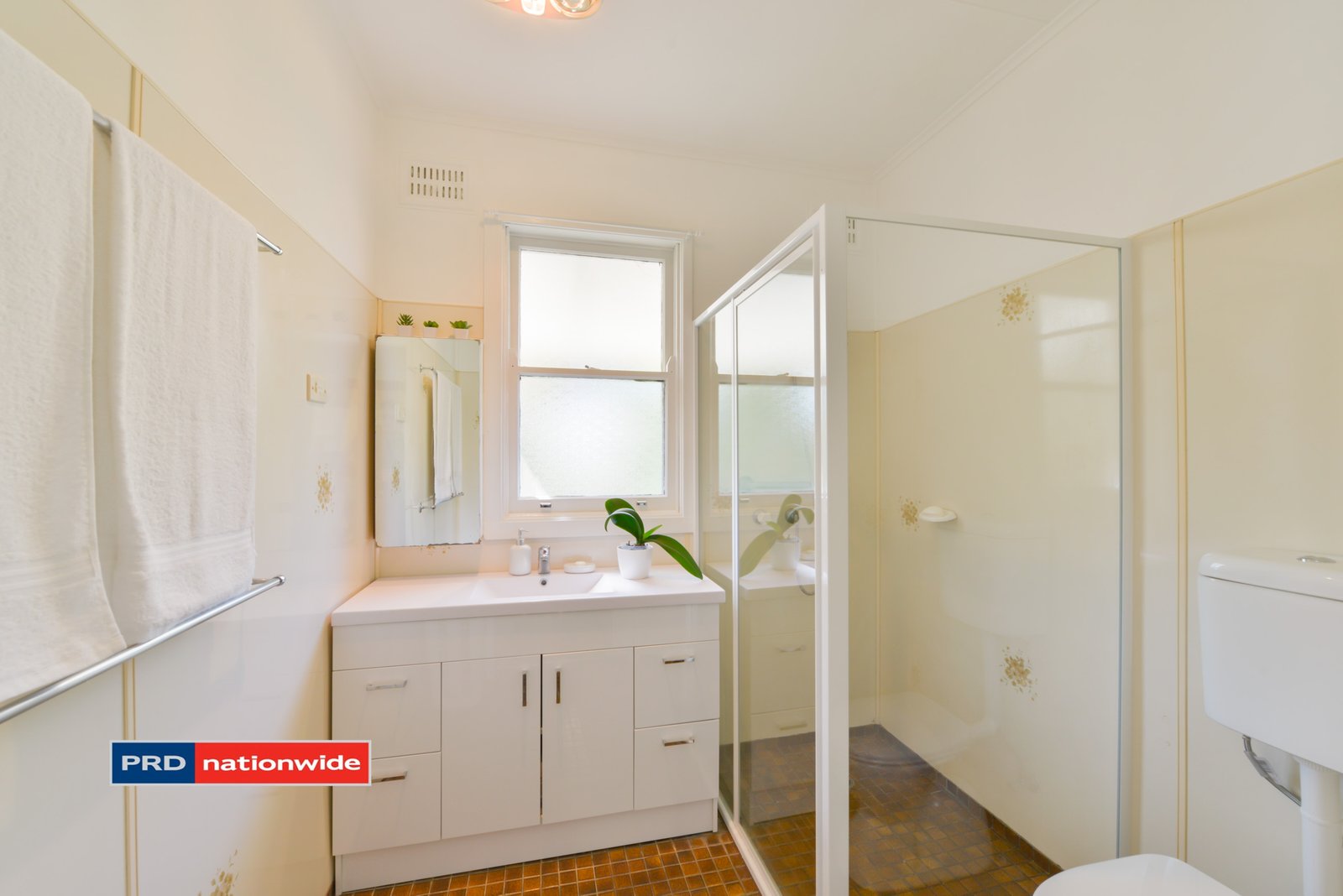62 Susanne Street TAMWORTH 8