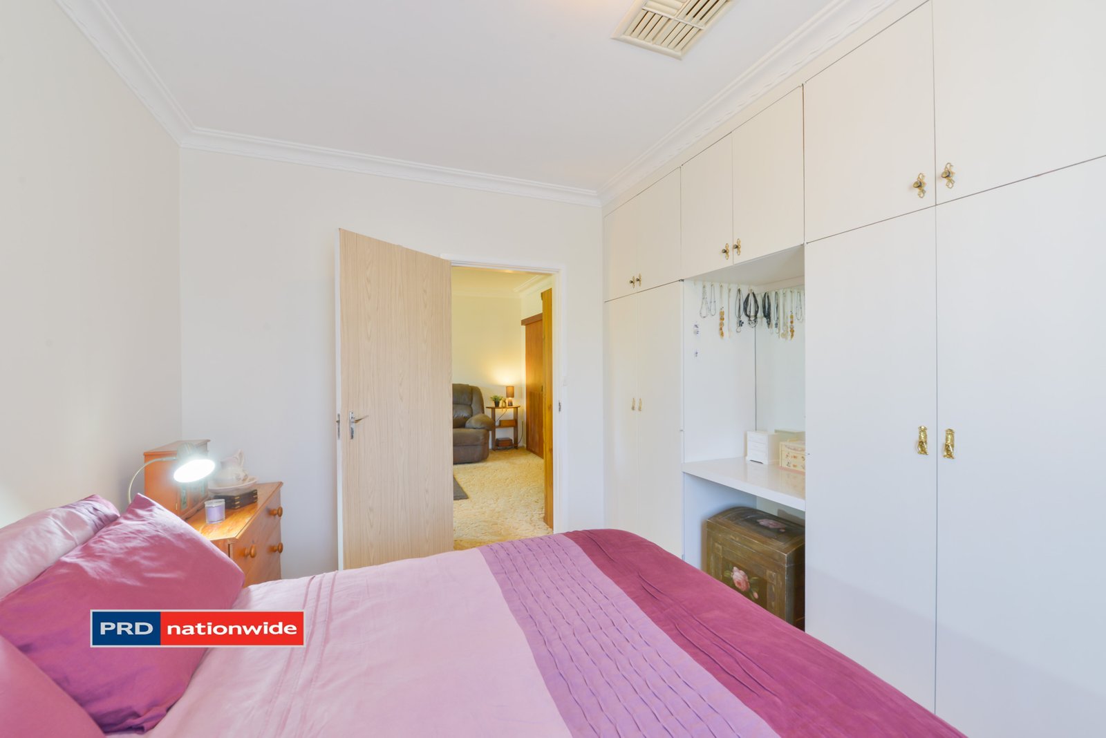 62 Susanne Street TAMWORTH 10