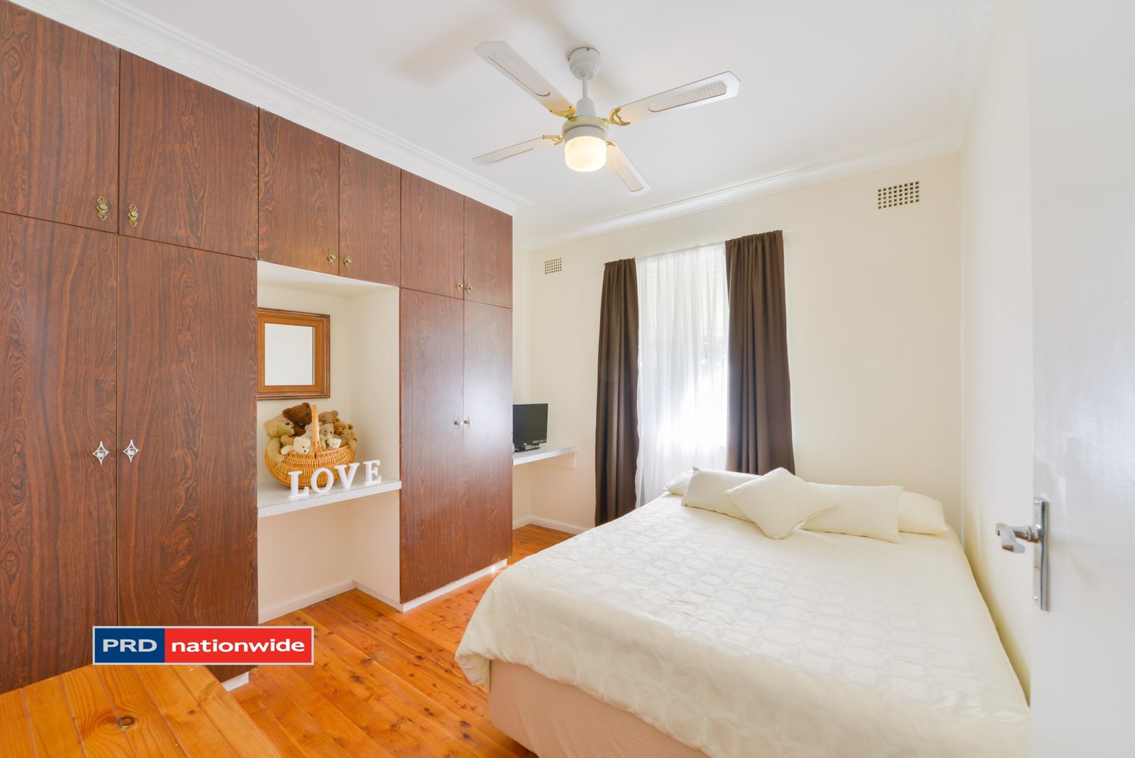 62 Susanne Street TAMWORTH 15