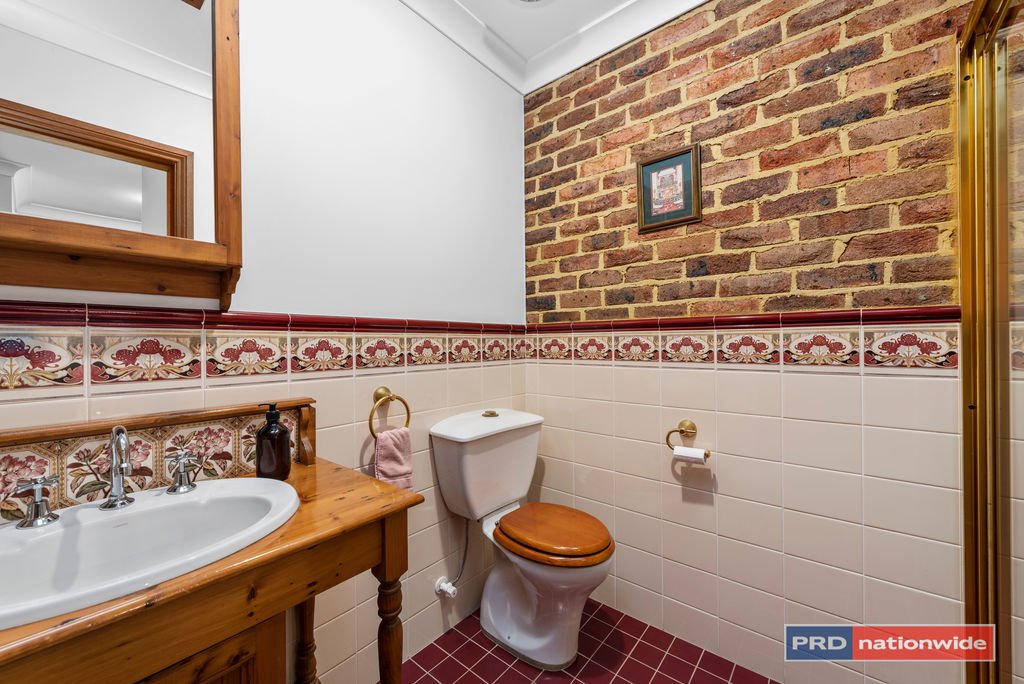 62 Symons Avenue BOAMBEE 22