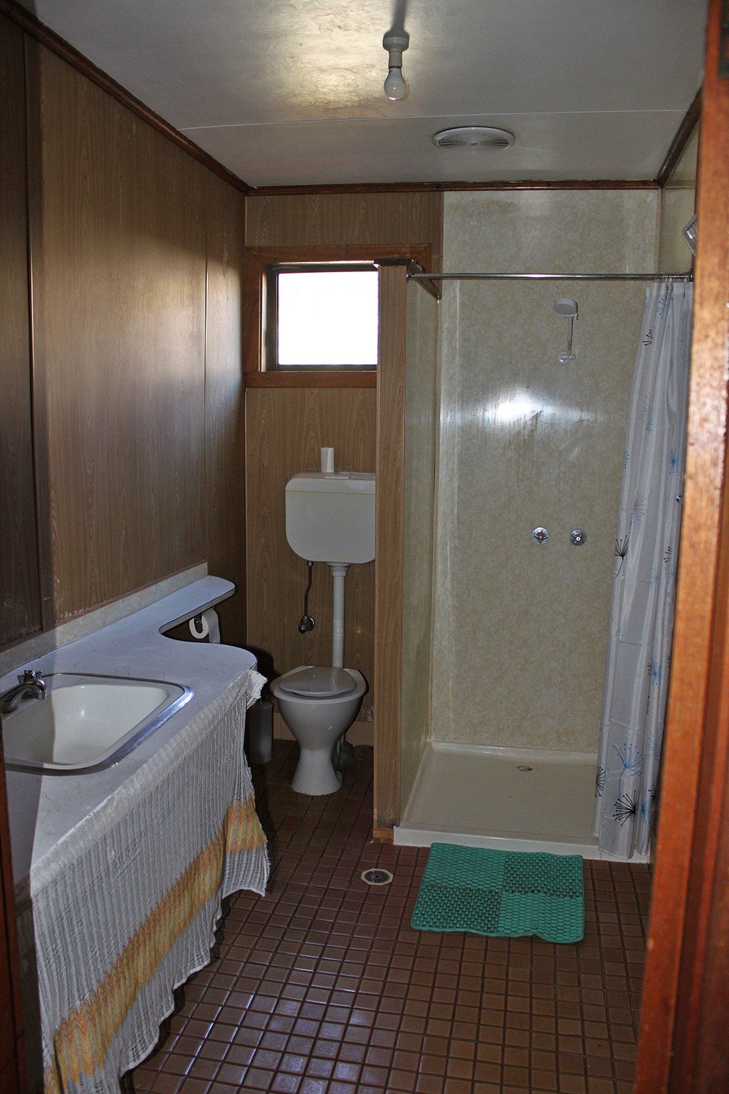 62 The Parade TUMBARUMBA 6