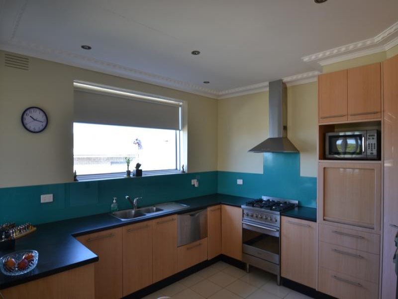 Gallery: 6/2 Thomson Rise
