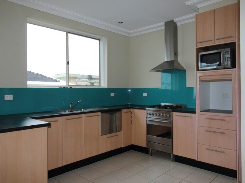 Gallery: 6/2 Thomson Rise
