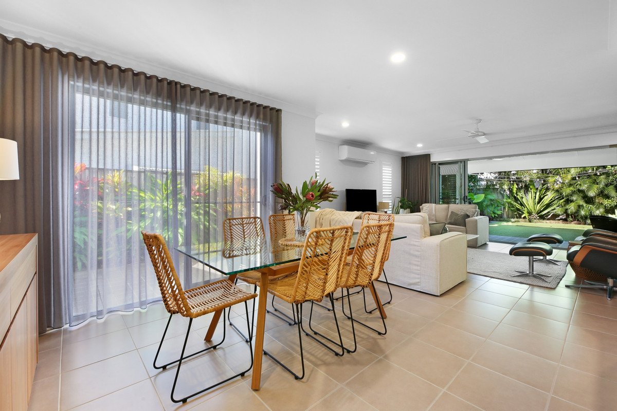 62 Venice Street Burleigh Waters 7