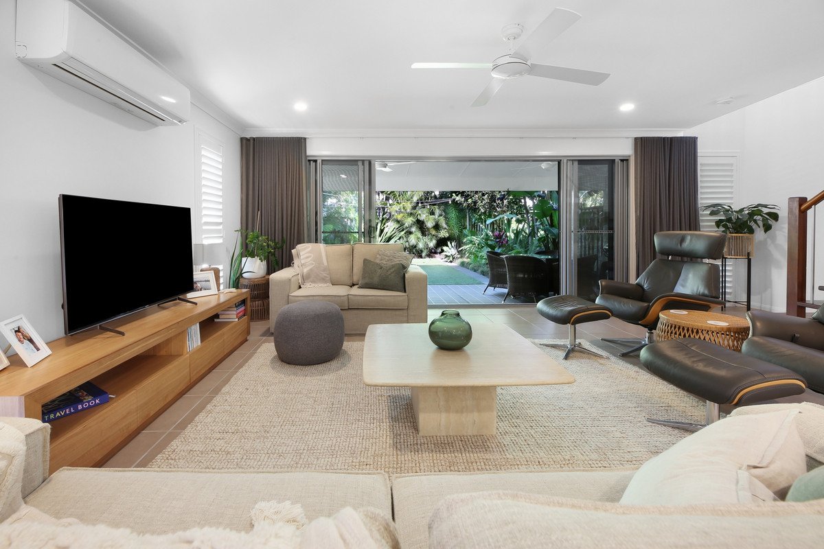 62 Venice Street Burleigh Waters 11