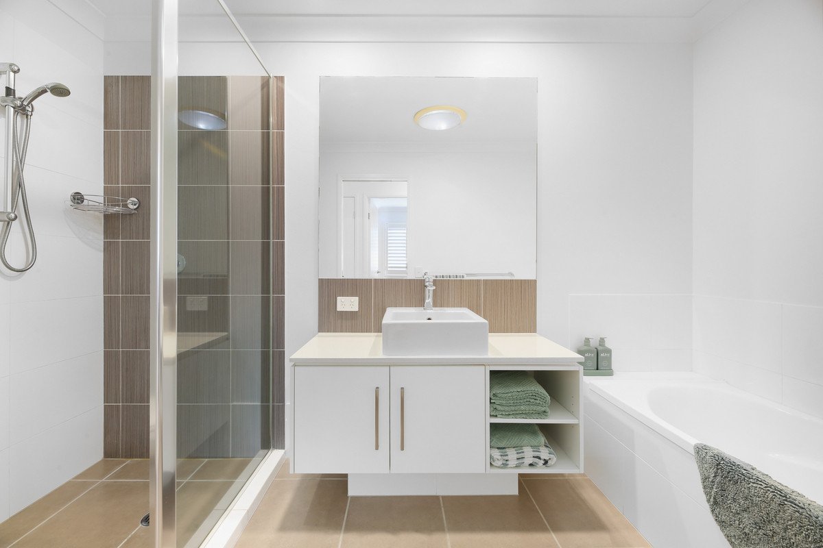 62 Venice Street Burleigh Waters 19