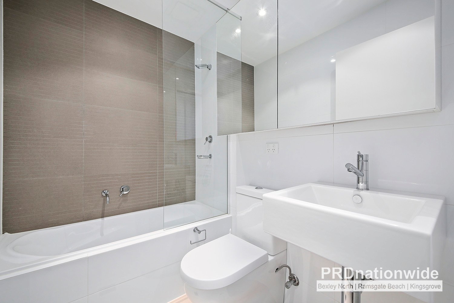 6/2 Victa Street CAMPSIE 4