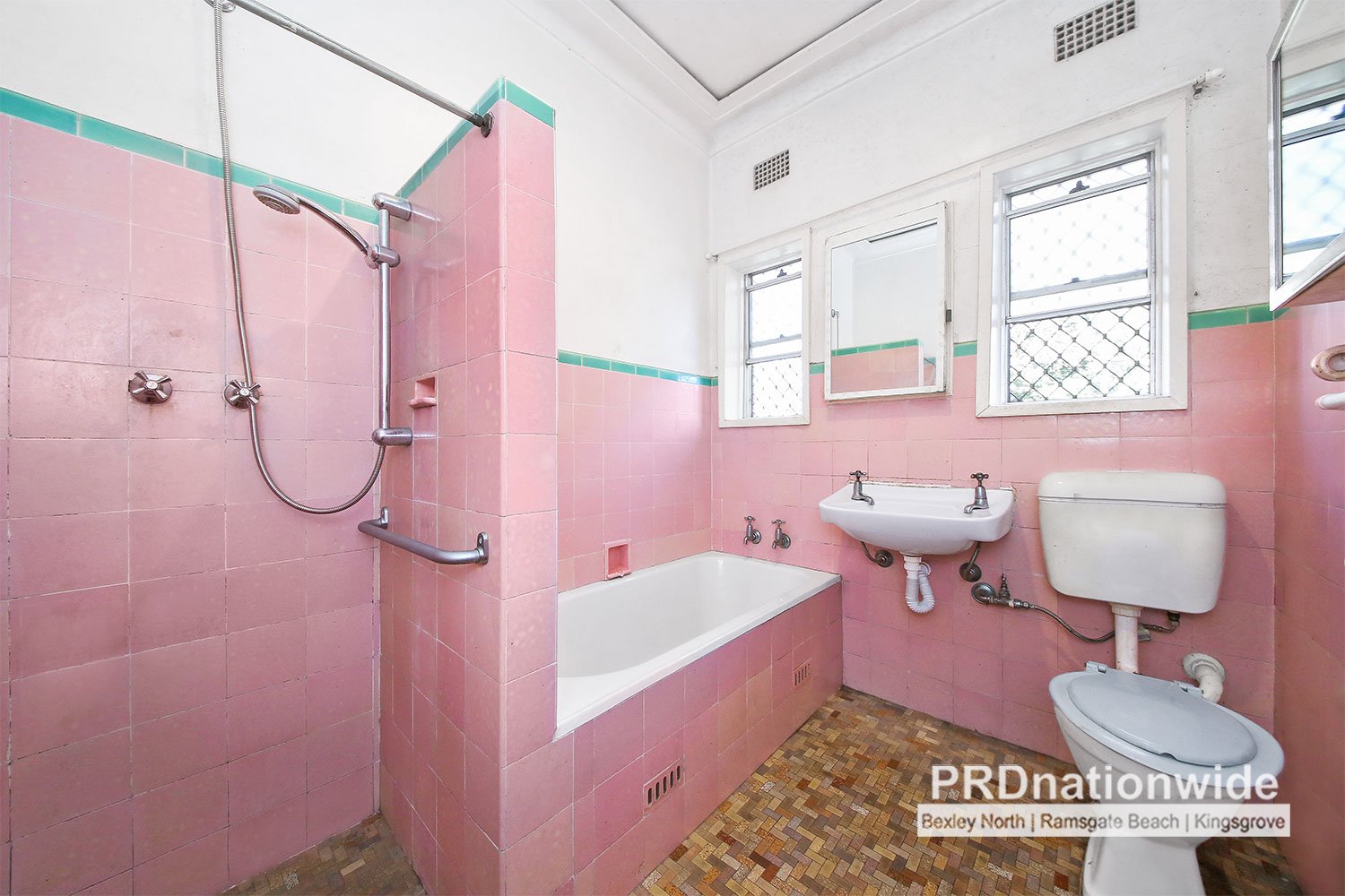 62 Warejee Street KINGSGROVE 4