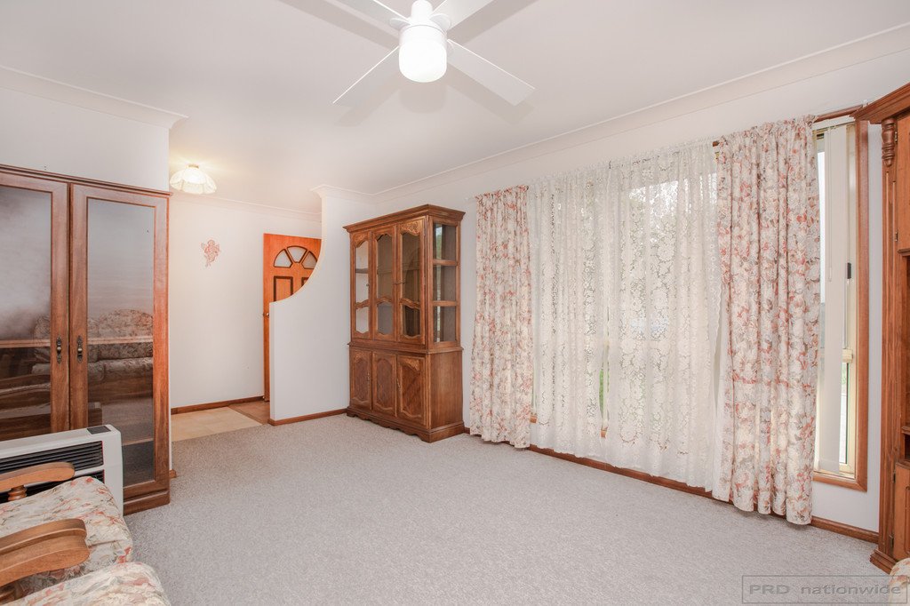 62 Waterbush Crescent WOODBERRY 3