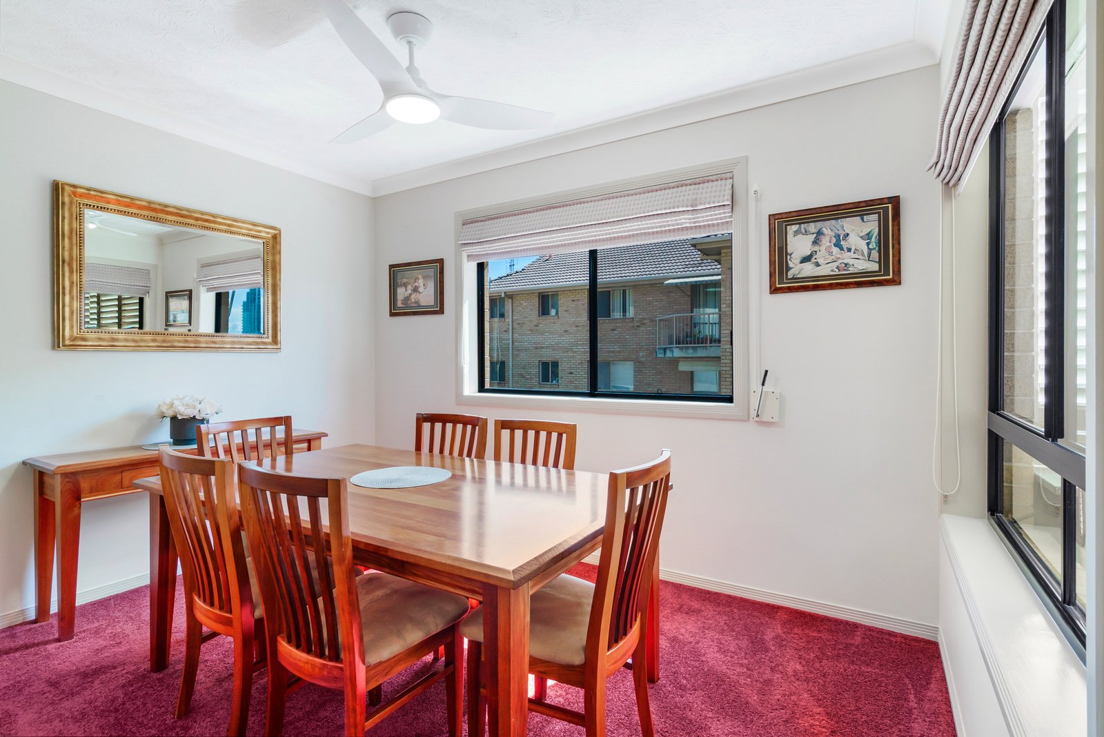 6/20-22 Dutton Street COOLANGATTA 4