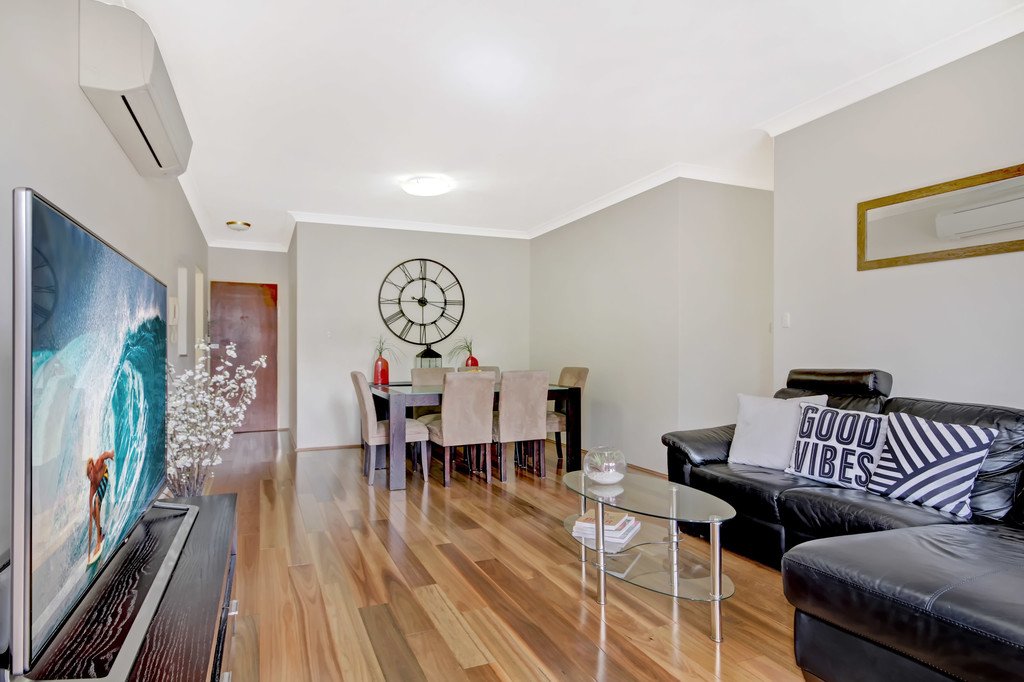 6/20-24 Martin Place MORTDALE 3