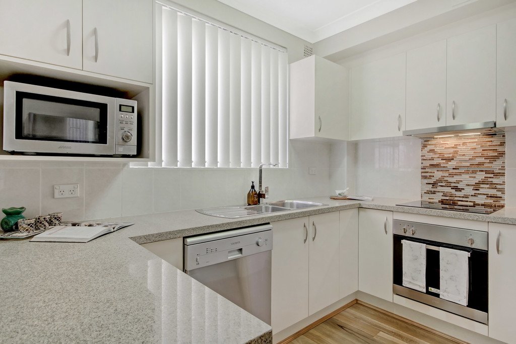 6/20-24 Martin Place MORTDALE 4