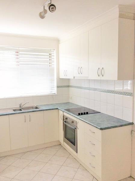 Gallery: 6/20 Bayview Road