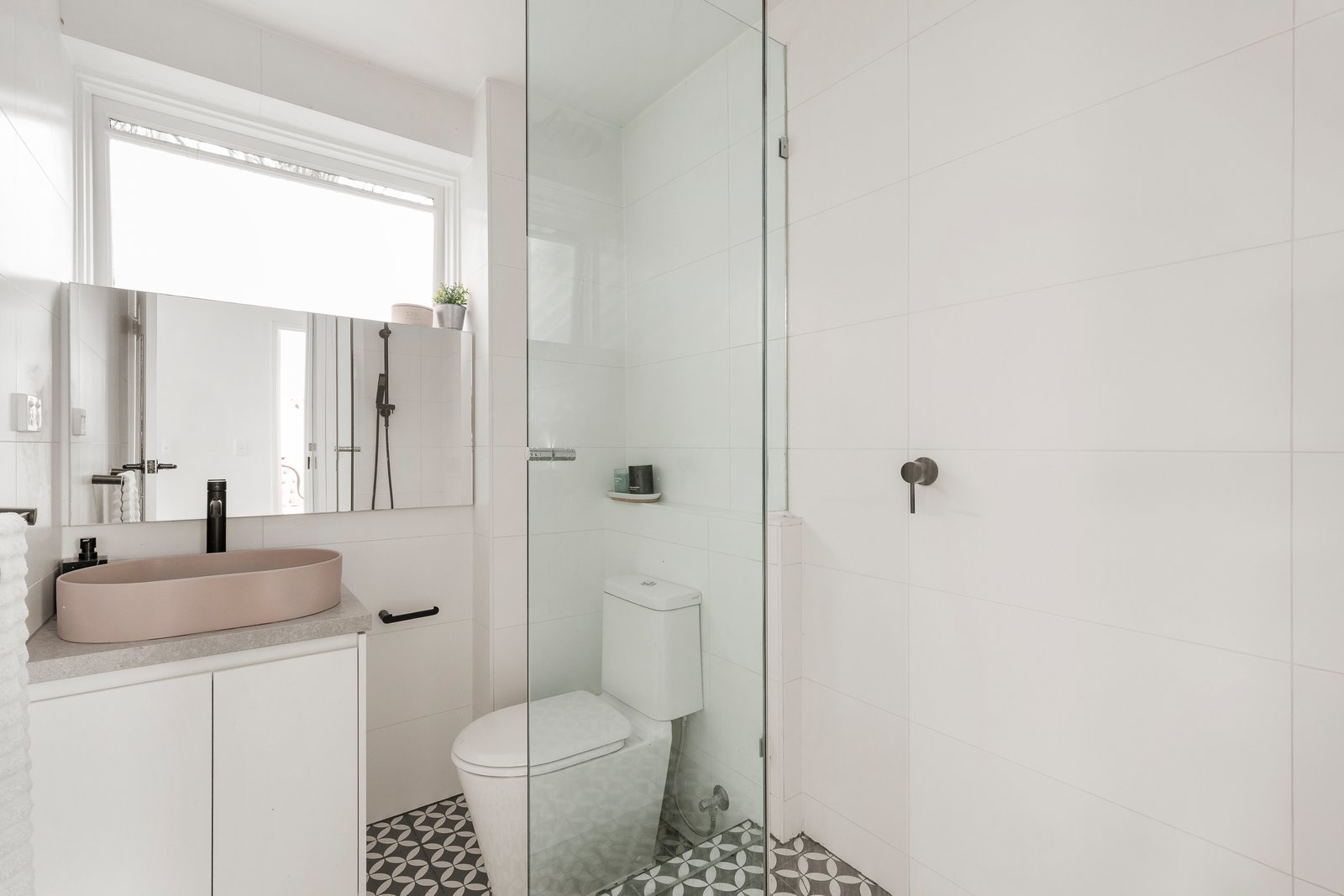 Real Estate and Property in 6/201 Lennox Street, Richmond, VIC