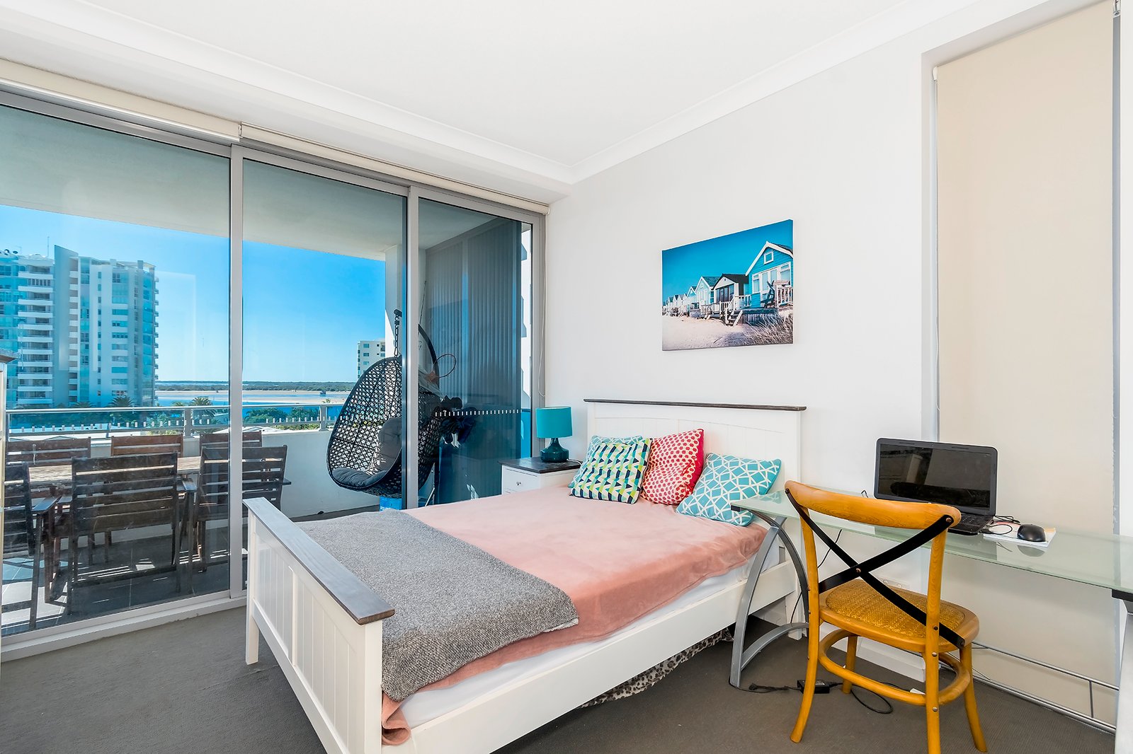 620/19 Imperial Parade LABRADOR 8