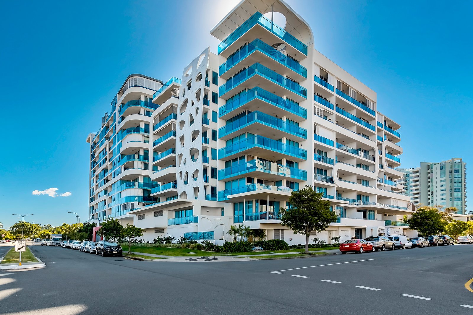 620/19 Imperial Parade LABRADOR 11