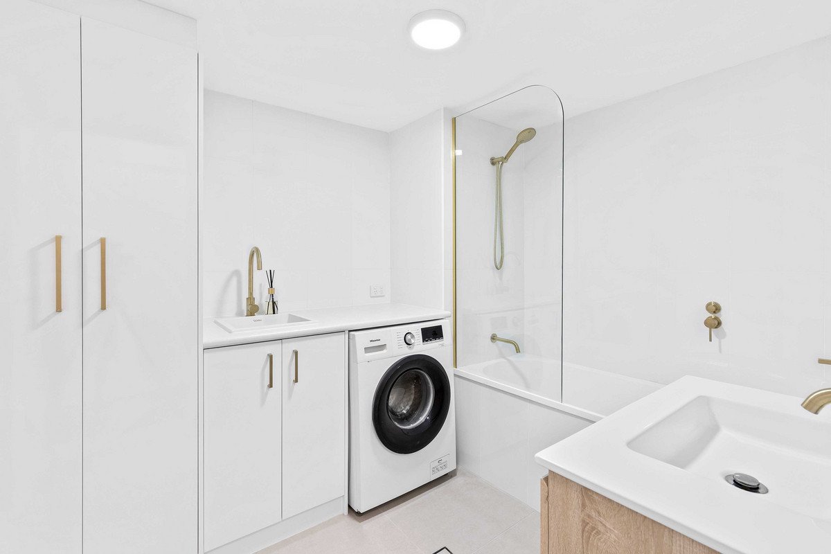 6/2032 Gold Coast Highway Miami 10